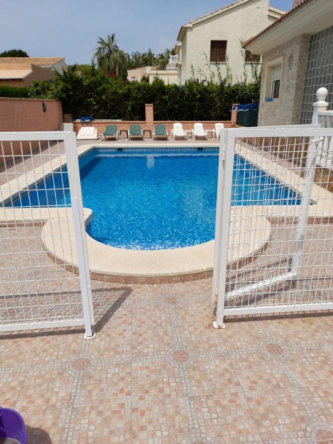 Chalet Muy Cerca De La Playa Con Piscina Privada Dehesa de Campoamor  Exterior photo